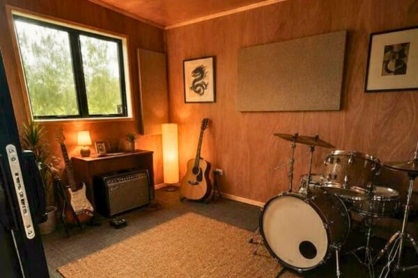 RentZone Cabin Hire Rental Music Sudio find your ultimate band practice space to rent and jam